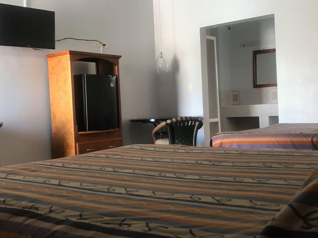 Hotel Del Camino Cuauhtémoc 외부 사진